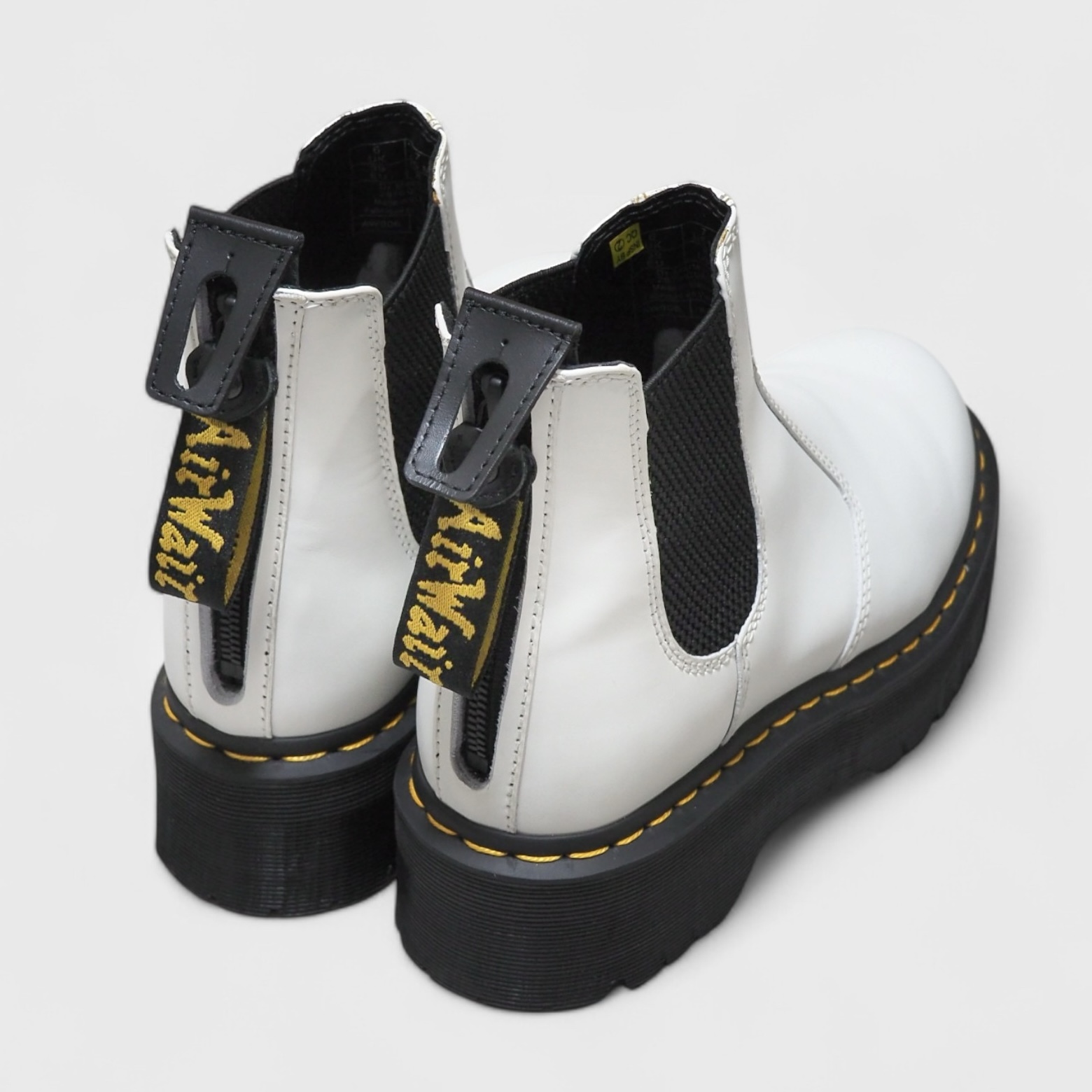 HOLOWITH Dr.Martens 修理 ドクターマーチン リペア カスタム 福岡 バックジップ カスタム ジッパー ファスナー 取り付け