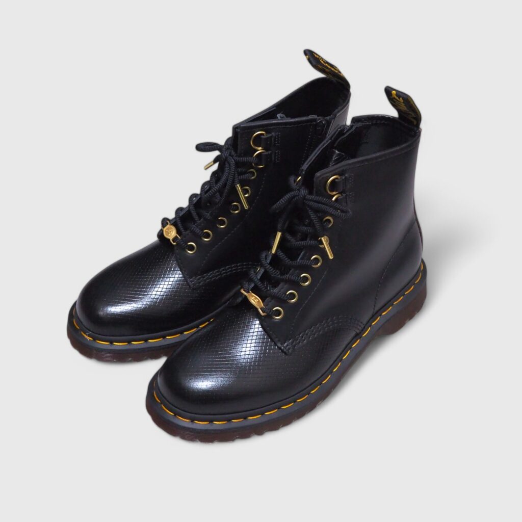 Dr.Martens(ドクターマーチン)8ホールにファスナー取り付け