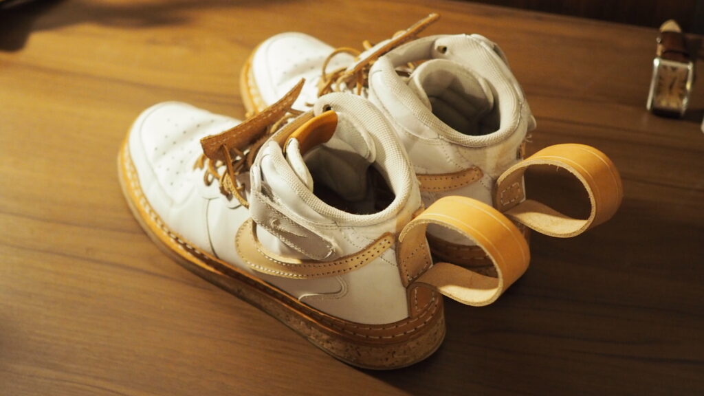 Peterson Stoop(ピーターソン・ストゥープ)NIKE Air Force1 MIDのリペア・カスタム