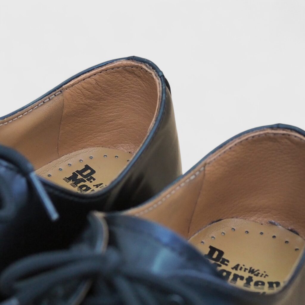 ドクターマーチン3ホール 1461のカカトのライニング/内張り/すべり革修理