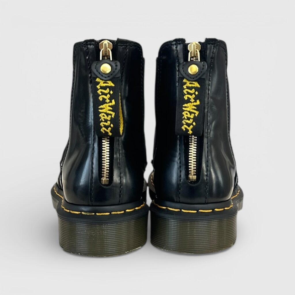 Dr.Martens 2976 YS チェルシーブーツ(サイドゴア )をバックジップカスタム