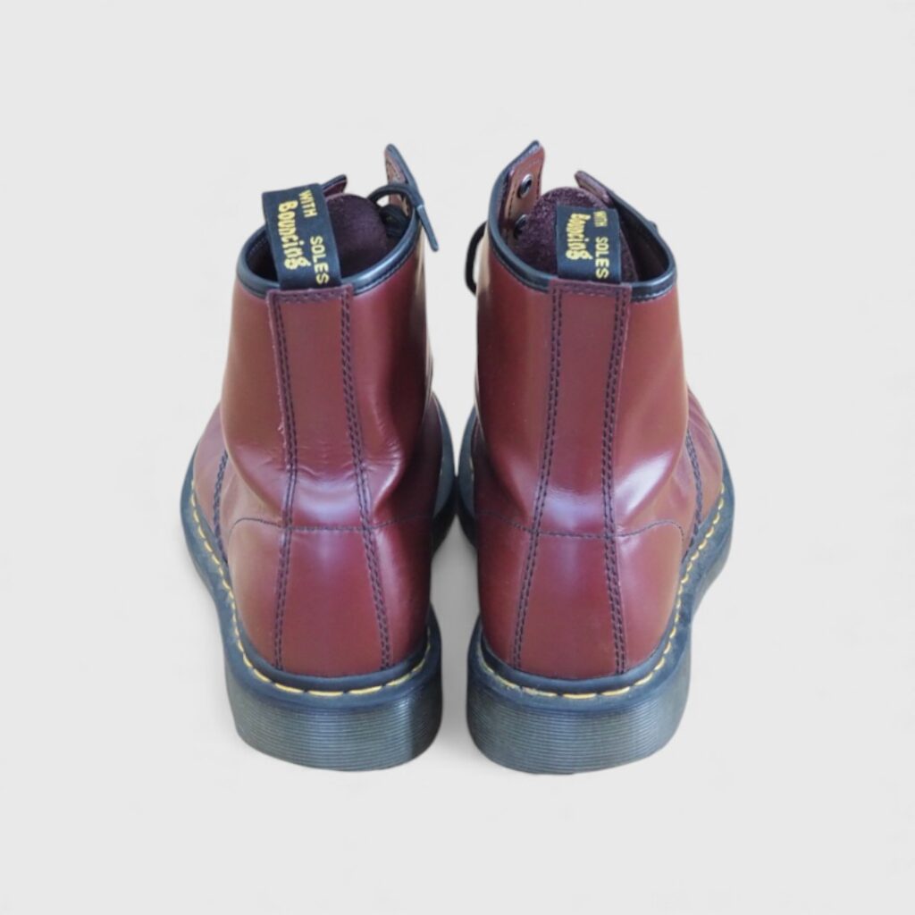 Dr.Martens 8ホール 1460 チェリーレッド バックジップカスタム施工例