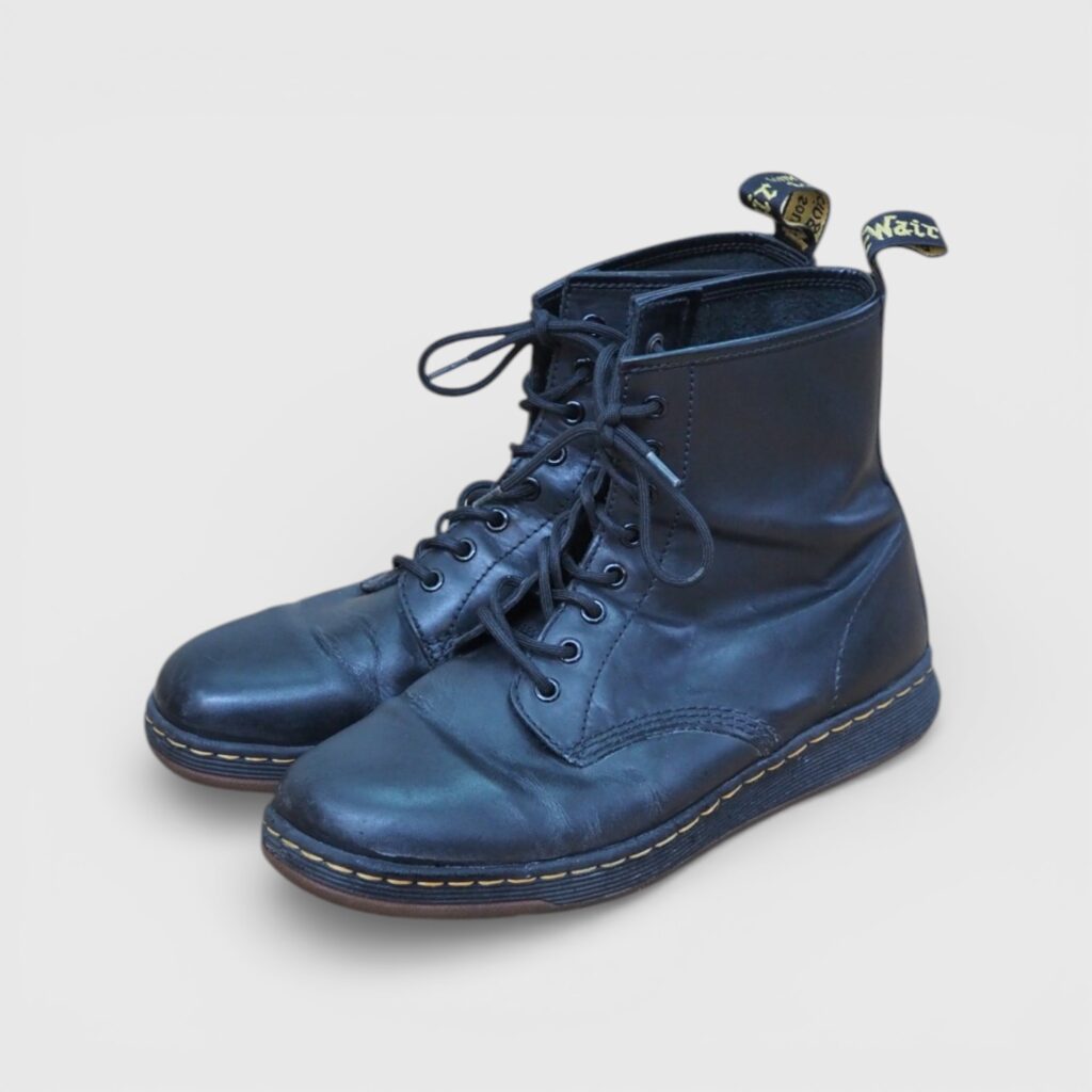 Dr.Martens NEWTON 8 EYEのバックジップカスタム