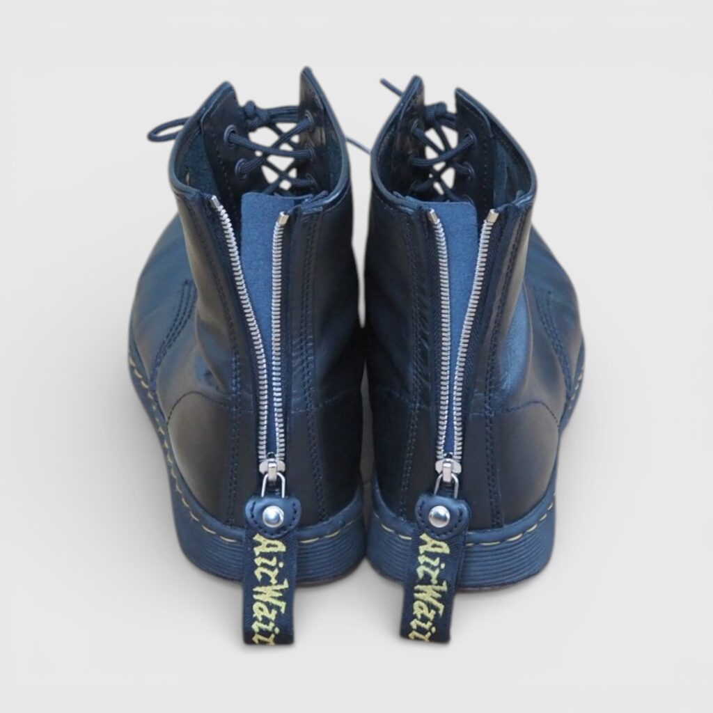 Dr.Martens NEWTON 8 EYEのバックジップカスタム