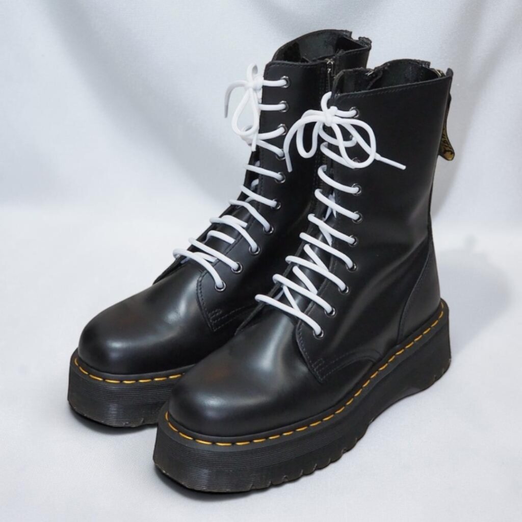 Dr.Martens 1460 10ホールブーツをバックジップカスタム