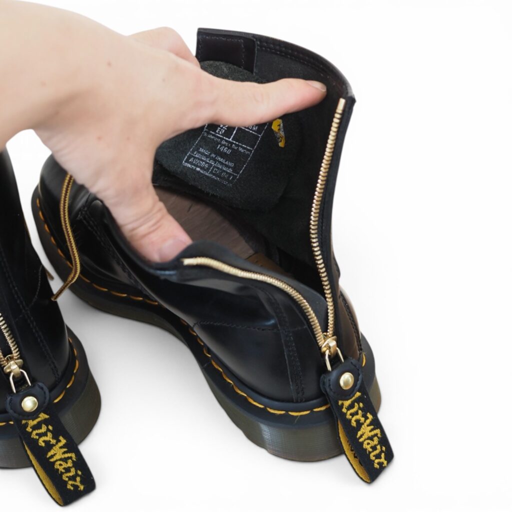 Dr.Martens 1460 8ホールブーツをバックジップカスタム
